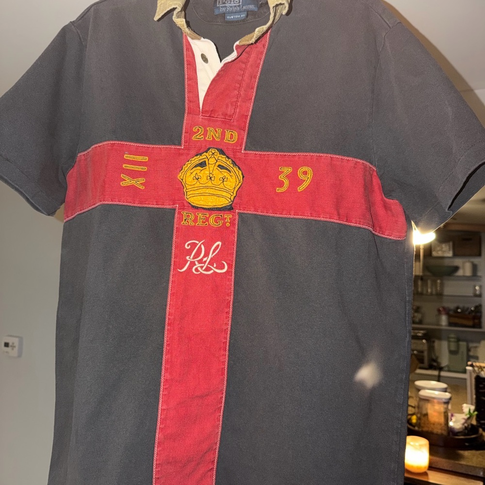 Ralph Lauren Men's Vintage Polo Shirt with Red and Black Accents. Size: LARGE